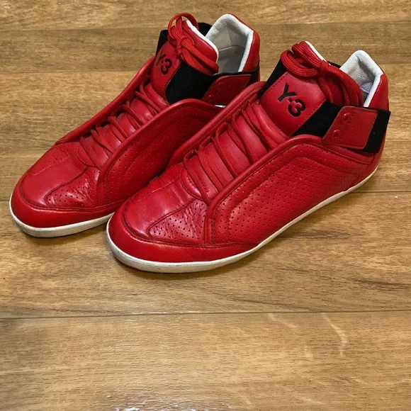 Adidas colab Y-3 × Yohji Yamamoto. In EUC! Men’s 5/Women’s 7. - Picture 2 of 10